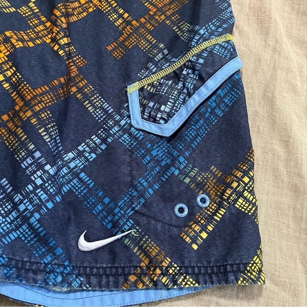 Nike Swim Board Shorts Trunks Bathing Suit Mens Size 34 tie front pocket - Picture 3 of 8